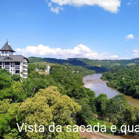 Melhor vista e localização nas Termas Piratuba Exterior foto