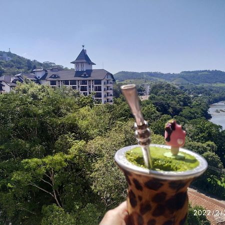 Melhor vista e localização nas Termas Piratuba Exterior foto
