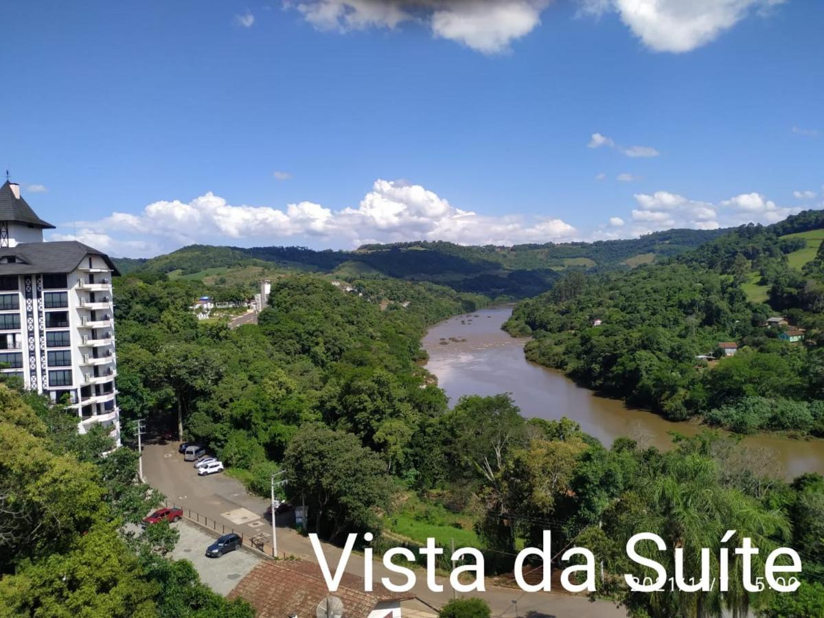 Melhor vista e localização nas Termas Piratuba Exterior foto